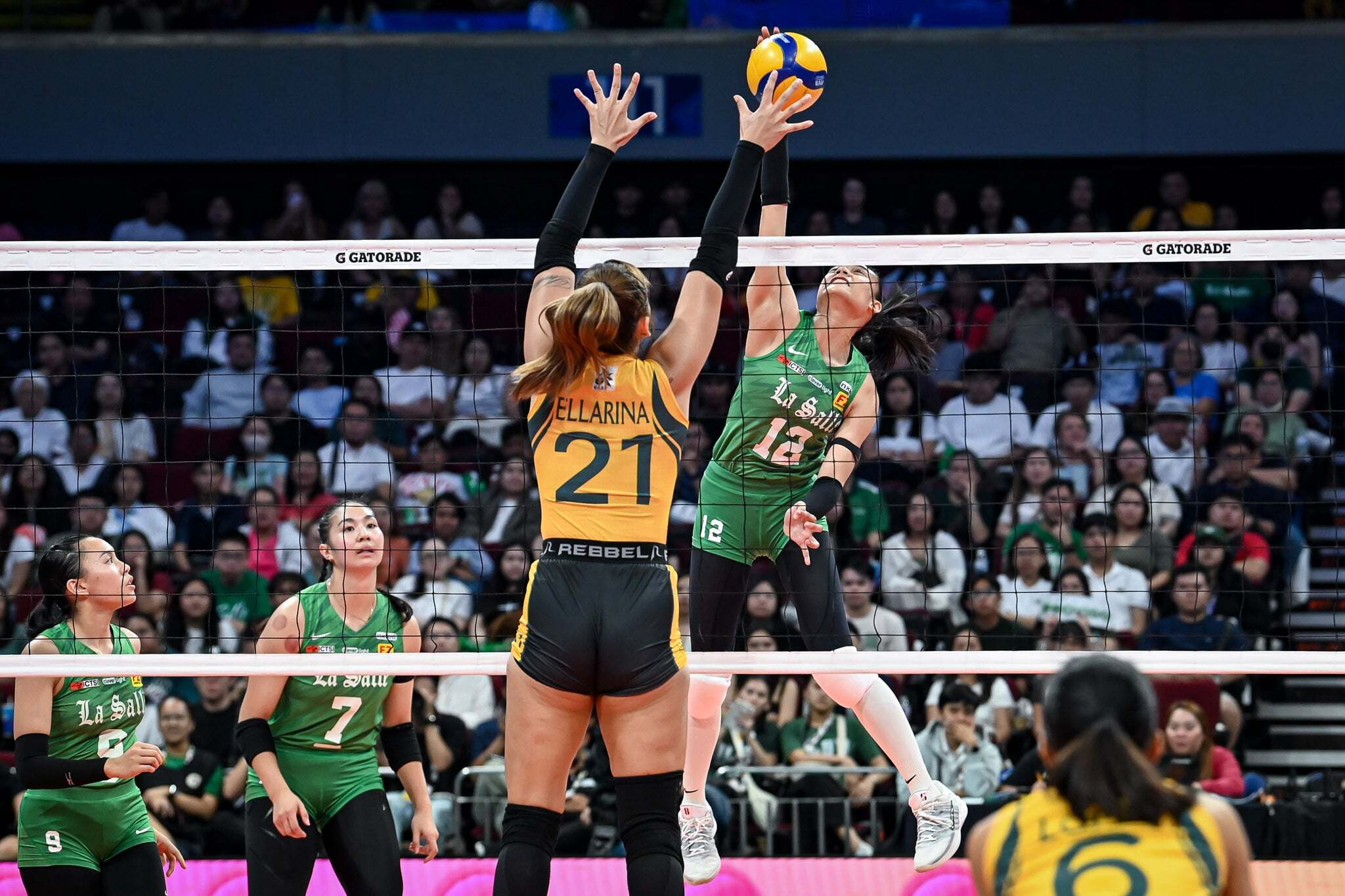 La Salle secures Final Four edge, UP keeps playoff bid alive