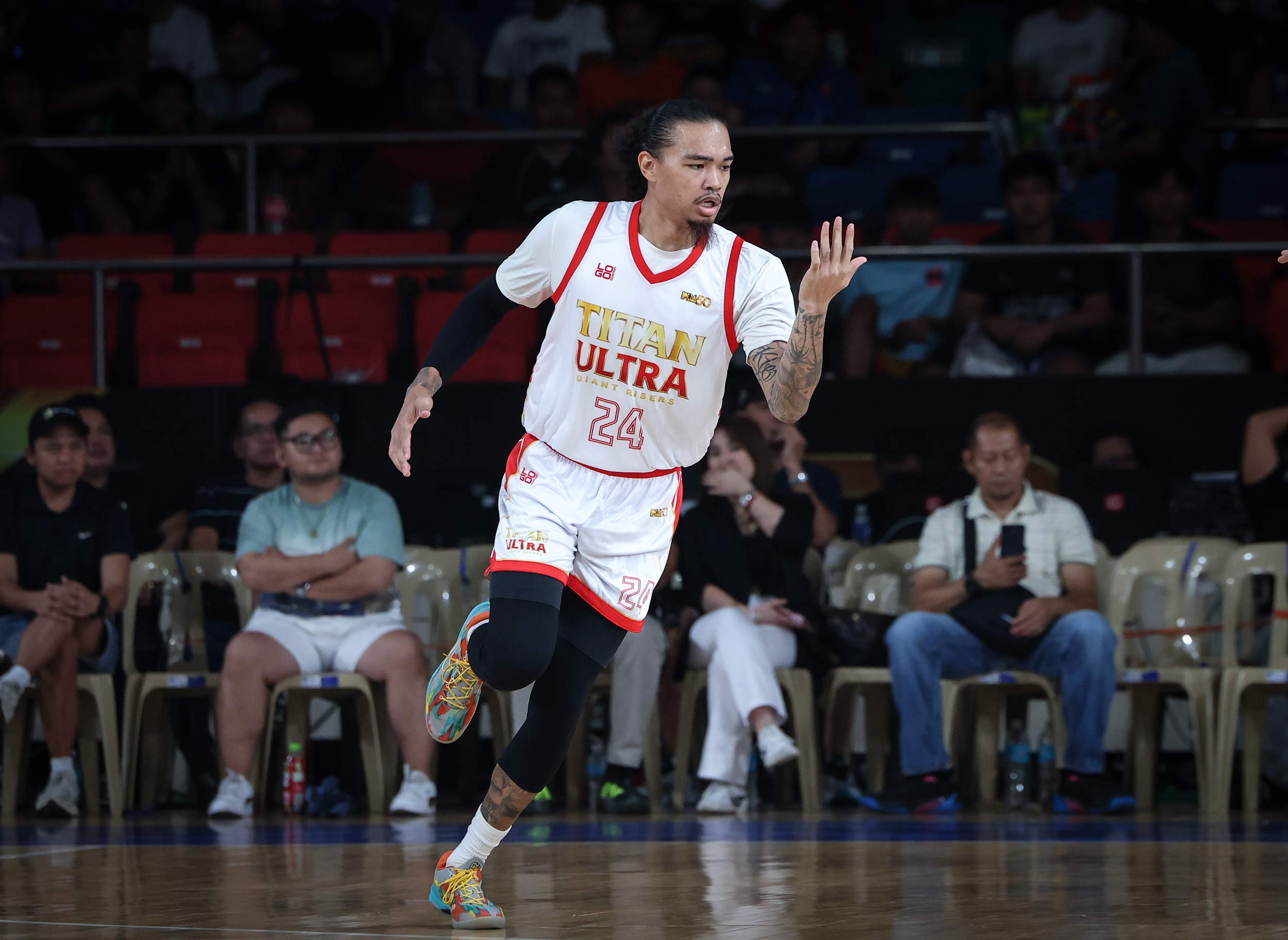 “I love my job”: Joshua Munzon embraces challenge amid Titan Ultra struggles in the PBA
