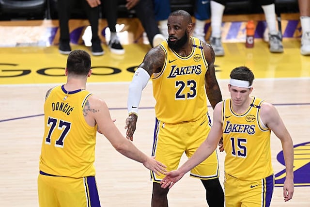 LeBron James ready to carry Lakers to playoffs despite injuries to Doncic and Reaves