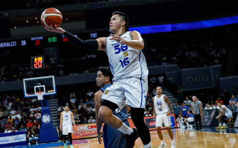 Roger Pogoy delivers late dagger as TNT’s all-Filipino grit stuns Meralco for 2-1 semifinals lead