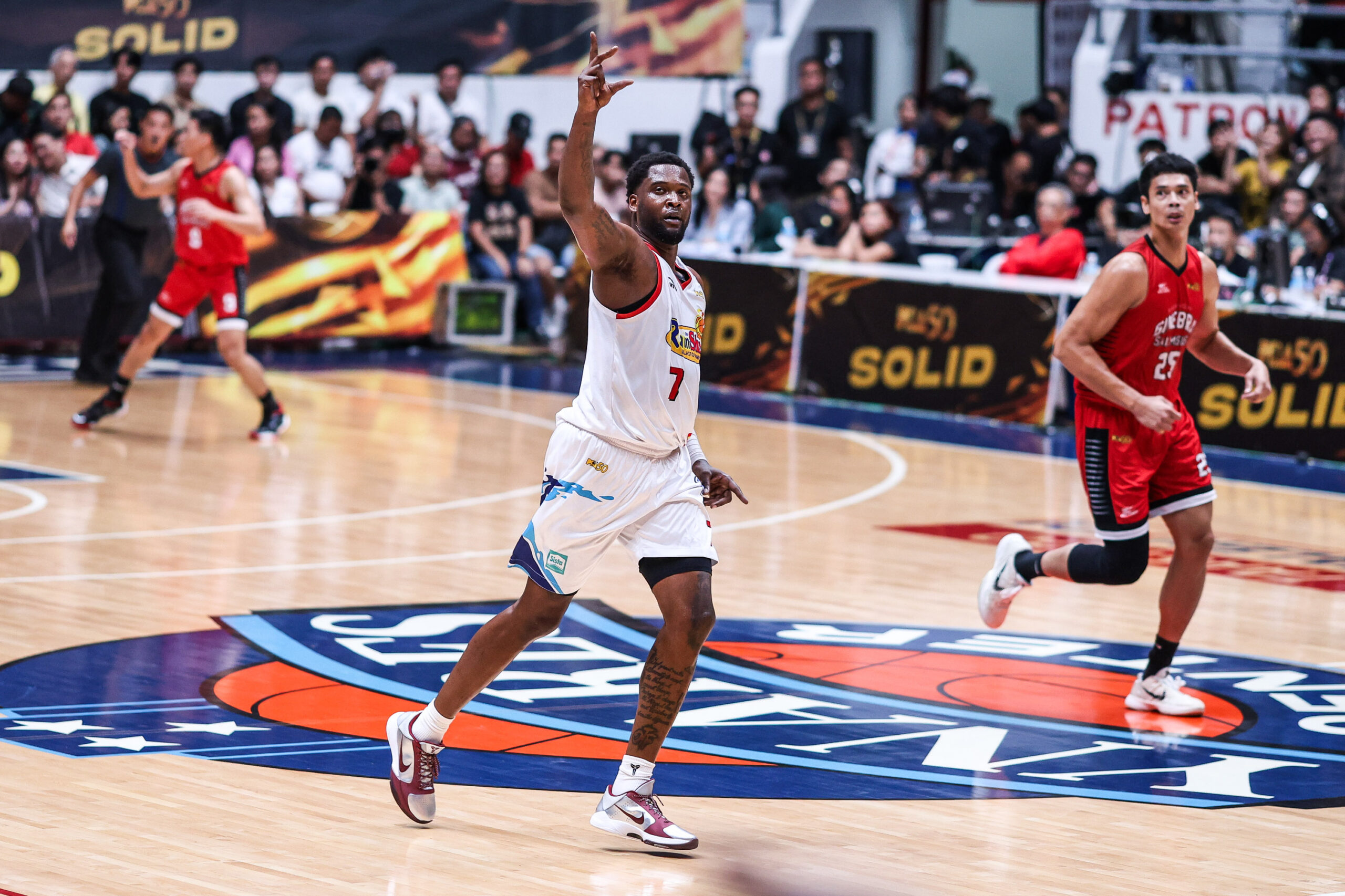 Jaylen Johnson steals spotlight from Brownlee in Rain or Shine victory
