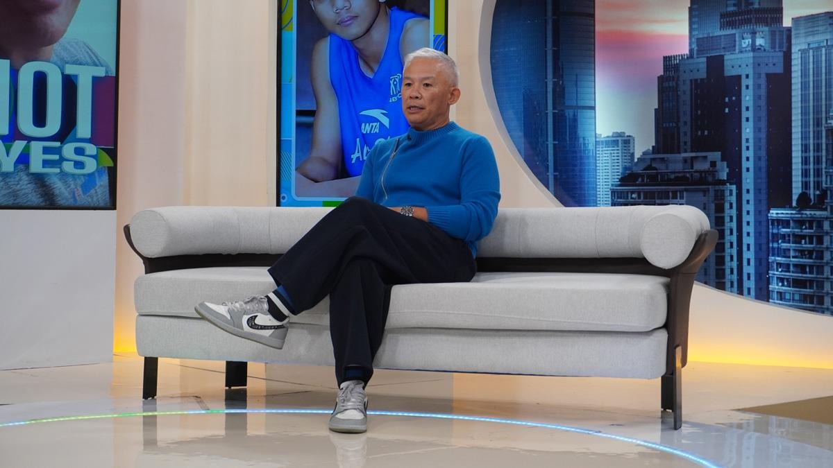 Chot Reyes confirms beach training has long been a staple of Philippine basketball preparation