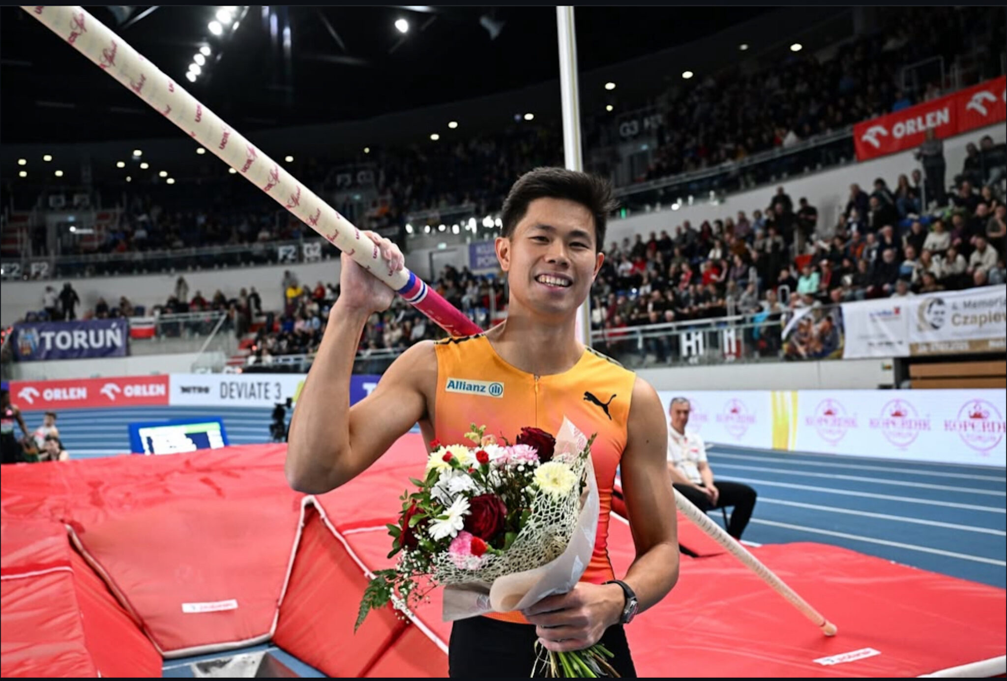 EJ Obiena kicks off outdoor campaign with silver medal in Germany