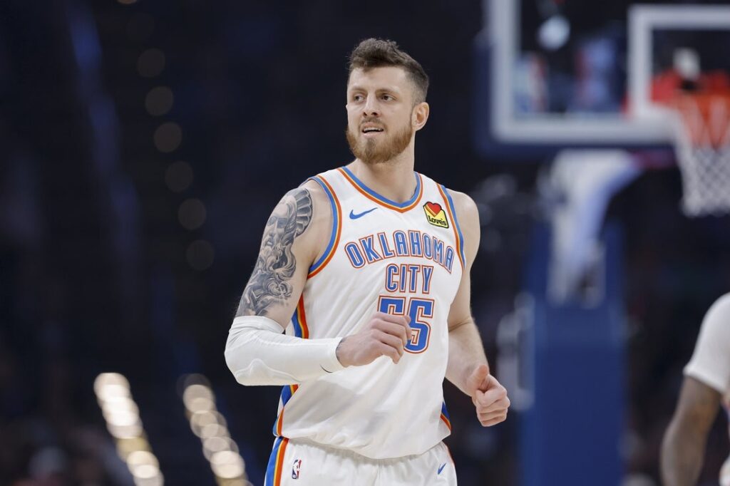 NBA Trade Report: Isaiah Hartenstein agrees to a three-year, $75M contract extension with Oklahoma City Thunder