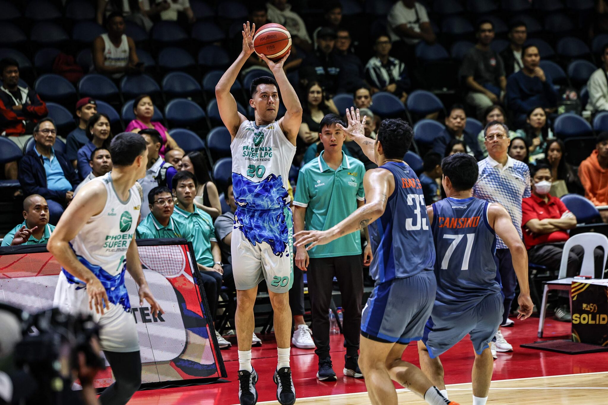 Phoenix escapes Meralco rally, stays Perfect at 2-0 behind Kenneth Tuffin’s late heroics