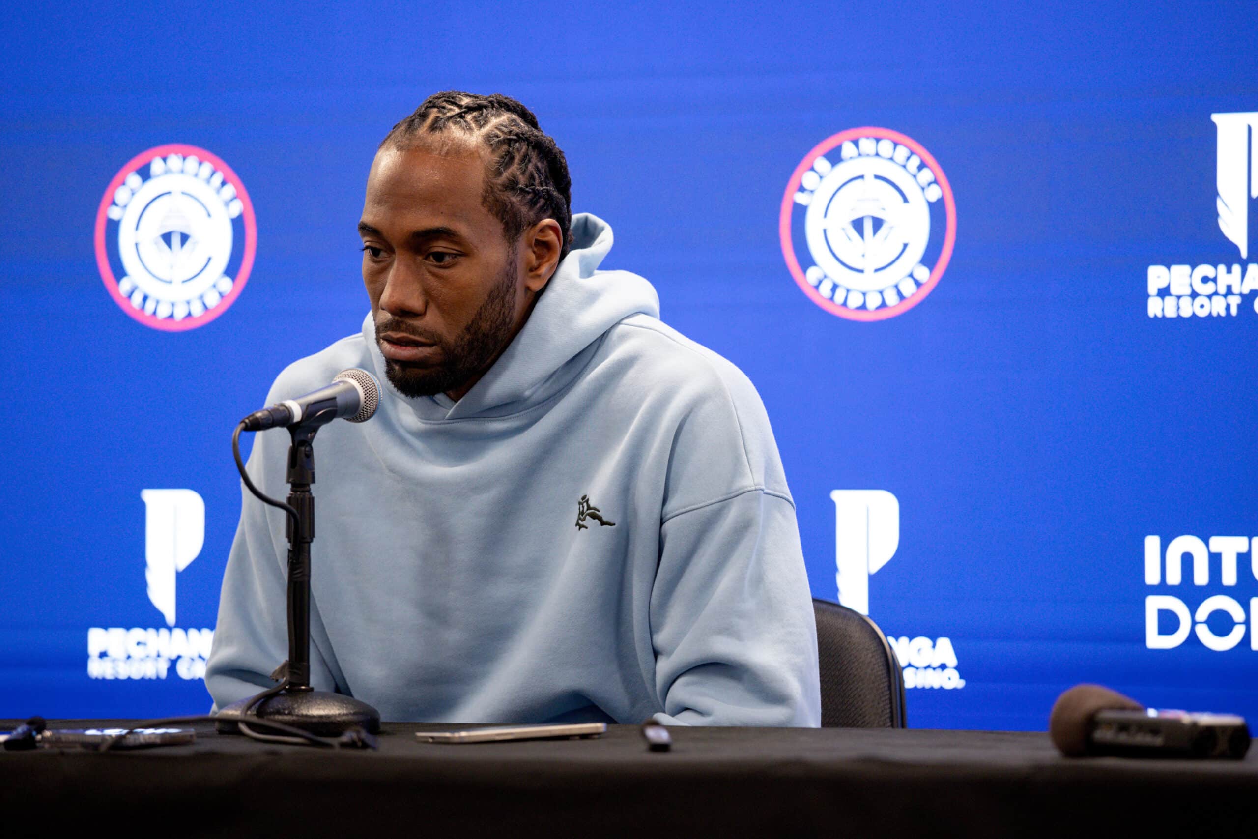Kawhi Leonard’s Toronto Raptors return on hold pending NBA investigation