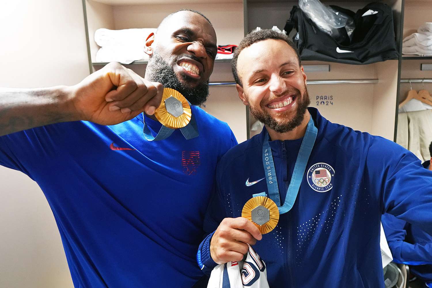 “It would be a unique story in NBA history”: Stephen Curry welcomes possibility of teaming up with LeBron James