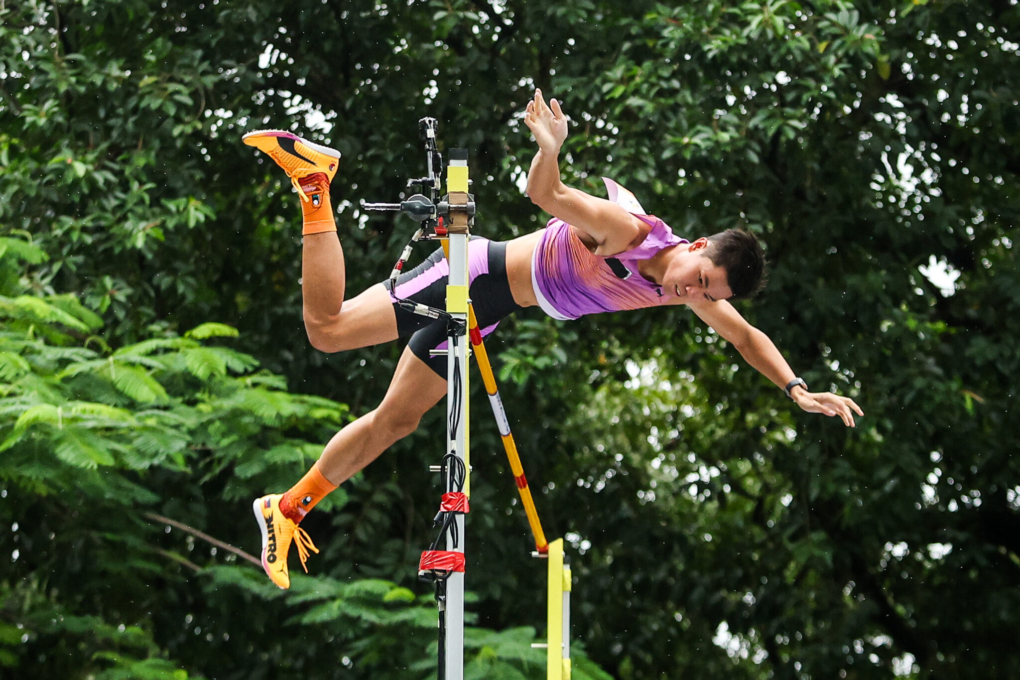 EJ Obiena captures back-to-back golds in Germany