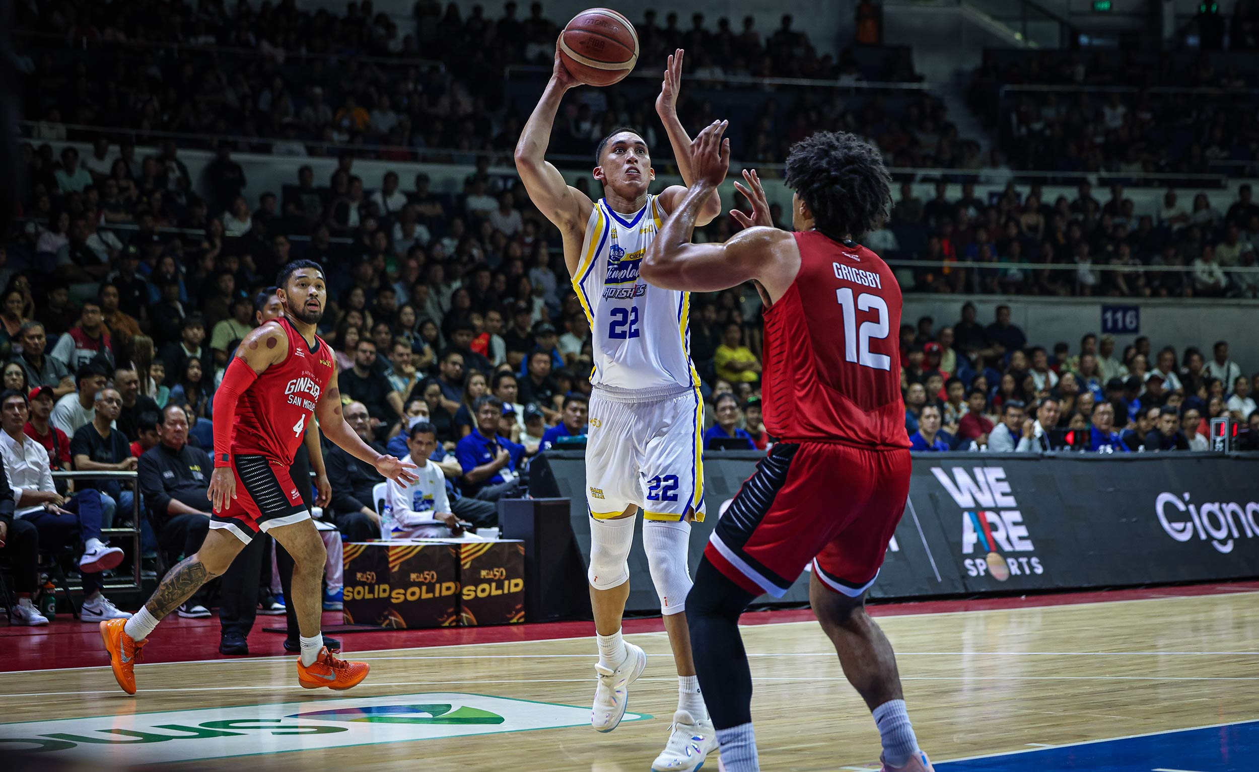 Zavier Lucero anchors Magnolia’s defensive game as Hotshots silence Ginebra